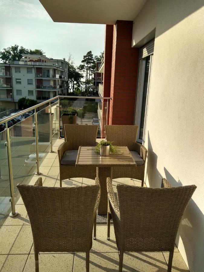 Apartament 7M Z Basenem W Jednym Budynku Klifowa Rewal Bon Turystyczny !!! Free Private Parking Luaran gambar