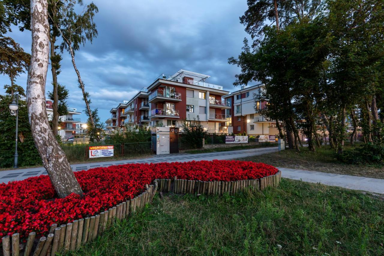 Apartament 7M Z Basenem W Jednym Budynku Klifowa Rewal Bon Turystyczny !!! Free Private Parking Luaran gambar